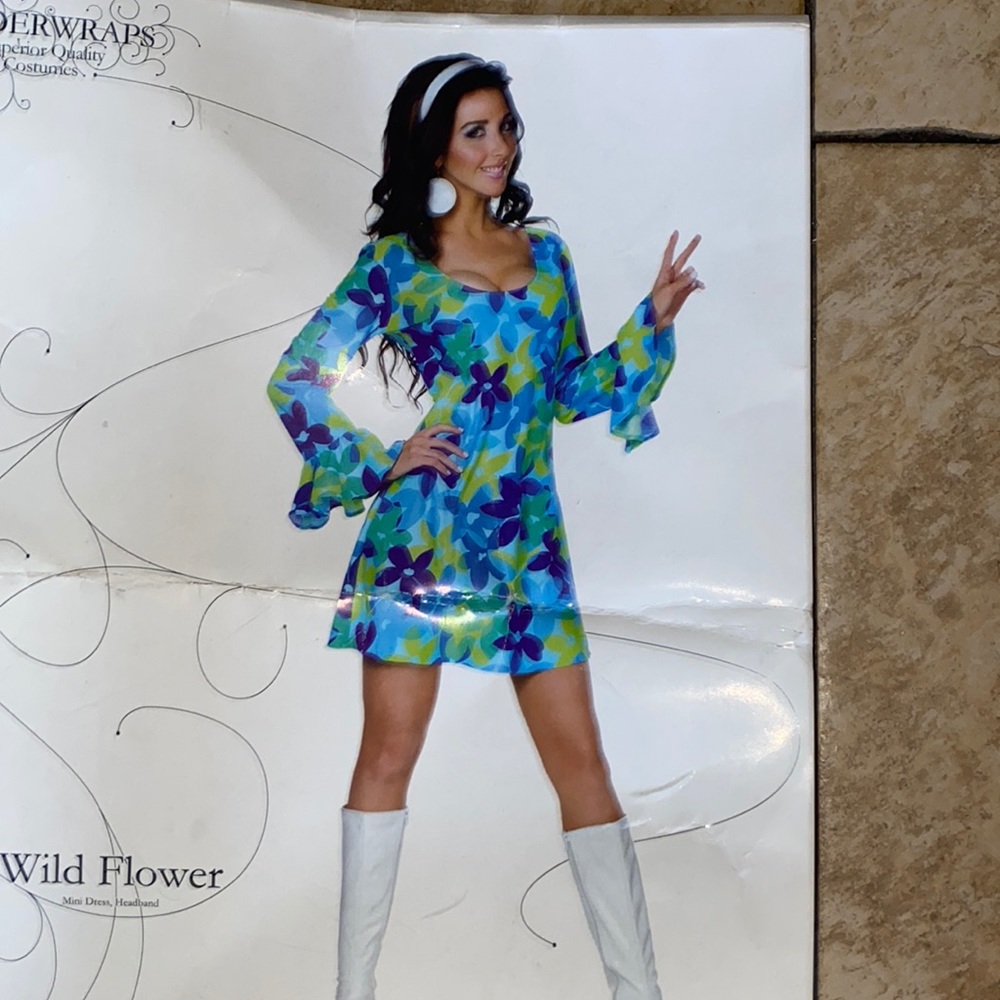 🎃. Wild flower power dress & headband. Worn once EUC.